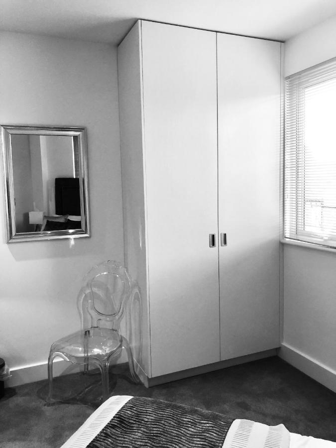 Snapos Luxury Serviced Apartment - Meridian House Bedford Exterior photo