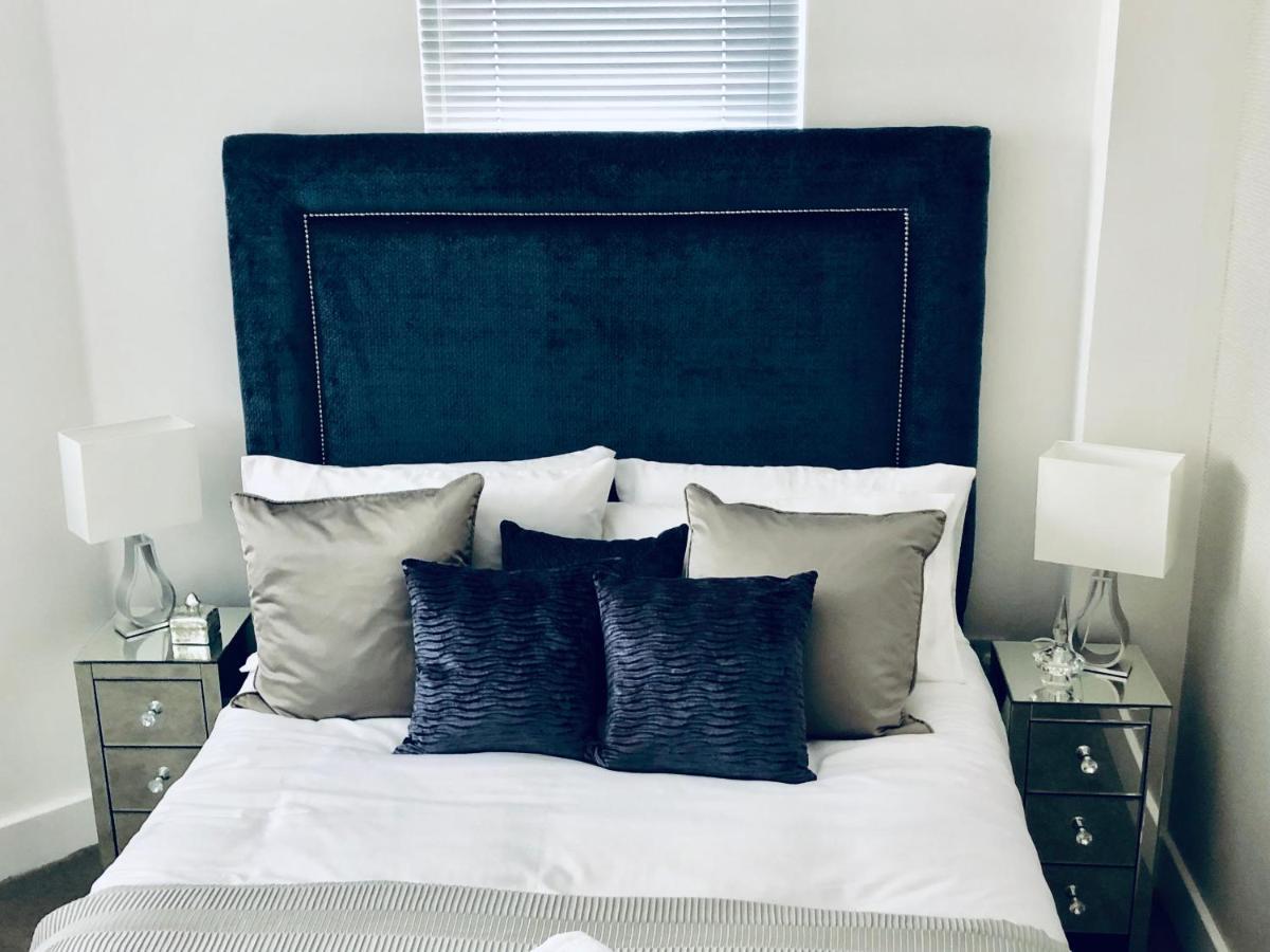 Snapos Luxury Serviced Apartment - Meridian House Bedford Exterior photo