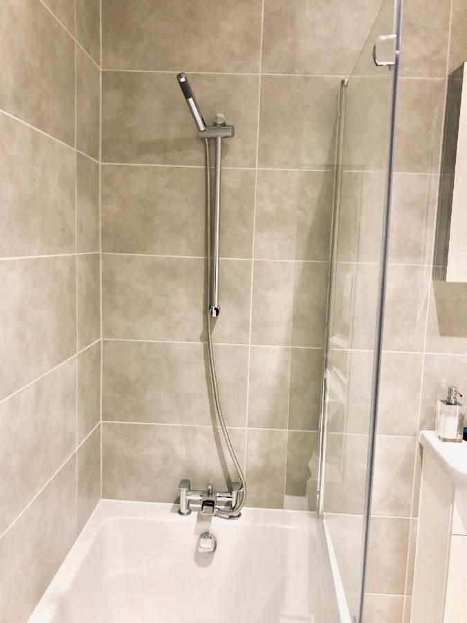 Snapos Luxury Serviced Apartment - Meridian House Bedford Exterior photo